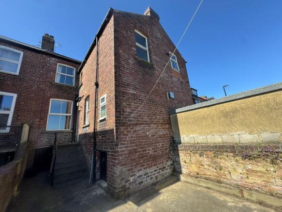 3 bed Terraced for sale Image 7