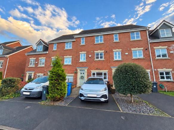3-bed house on Mulberry Close, Radcliffe, Manchester, £250,000
