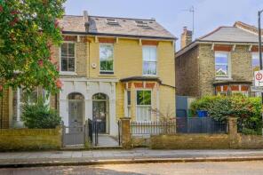60, Melbourne Grove, London SE22 8QY