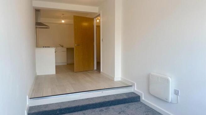1 bed Flat to rent Image 4