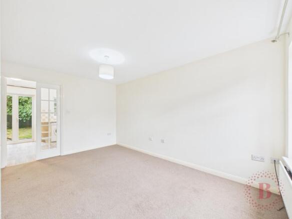 Japonica Drive, Bulwell, NG6 photo 4