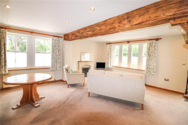 3 bed Semi-Detached for sale Image 10