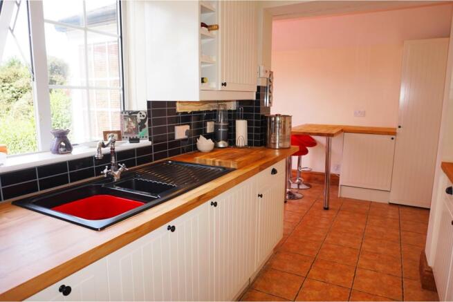 Kitchen / Breakfast