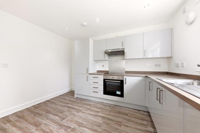 2 bed Semi-Detached for sale Image 6