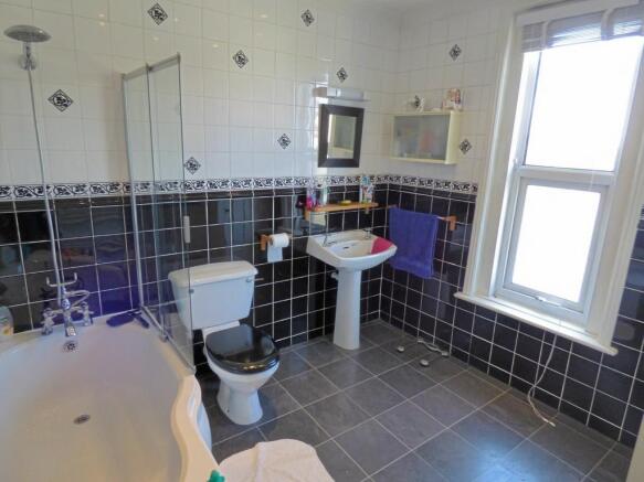 Photo 15