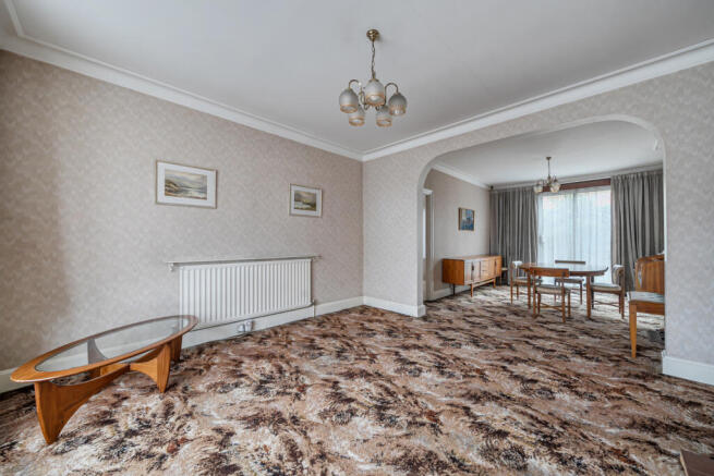 1416483-12-699702...