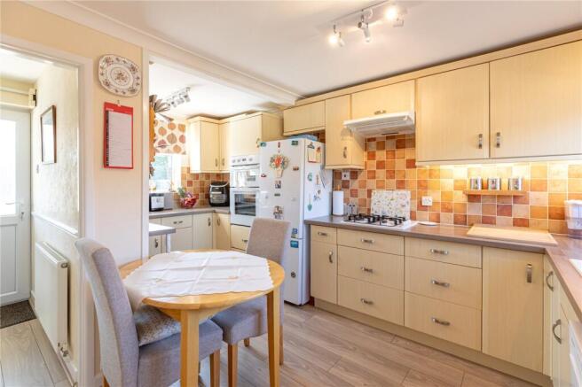 Five Stiles Road, Marlborough, Wiltshire, SN8 photo 4