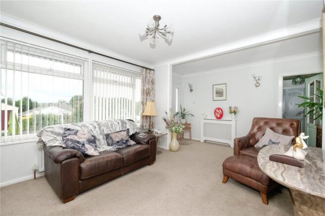 3 bed Bungalow for sale Image 10