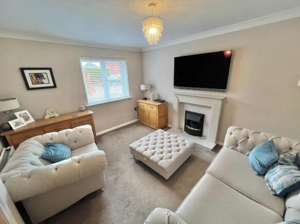 Snowball Close, Crook photo 4