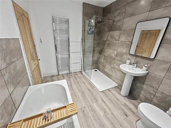2 bed Terraced for sale Image 10
