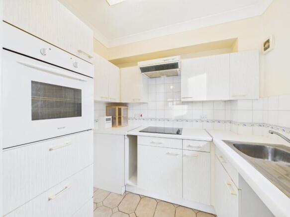 1 bed Apartment for sale Image 7