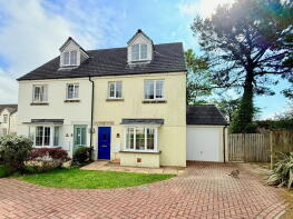 70a, Swans Reach, Falmouth TR11 5GG