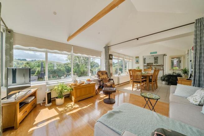 Conservatory/dining room