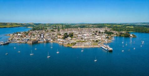 Marine Drive, Torpoint