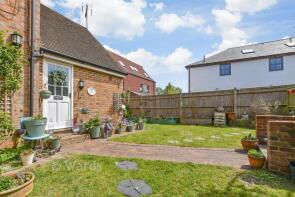 3, The Street, Ashford TN26 2BU