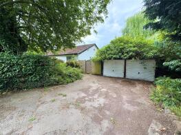 Parrys Well, The Rake, Burton, Neston CH64 5TL