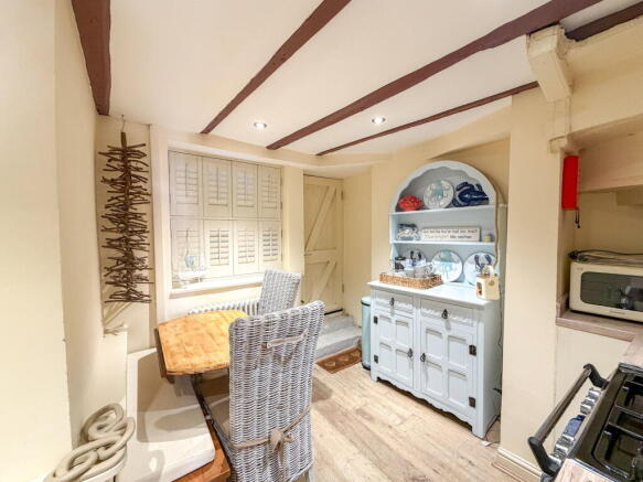 2 bed Maisonette for sale Image 4