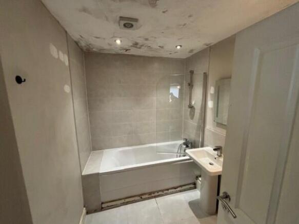 Apartment 1, 38 Hamilton Square, Birkenhead photo 4