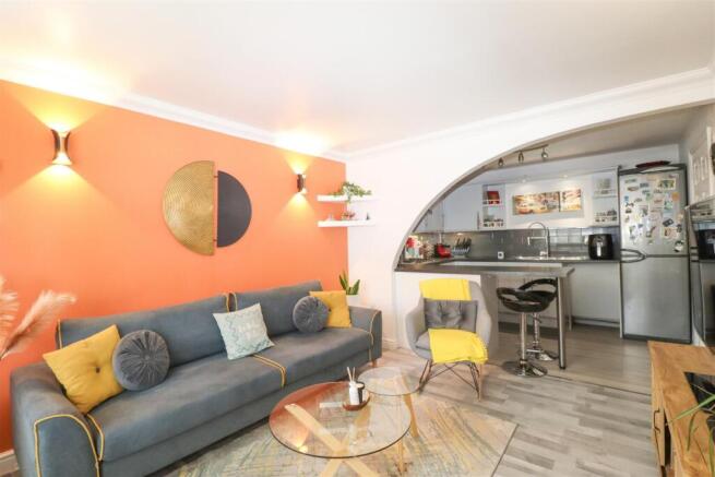 Kitchen/Living Room