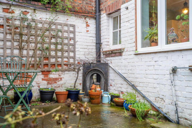 2 bed End of Terrace for sale Image 12