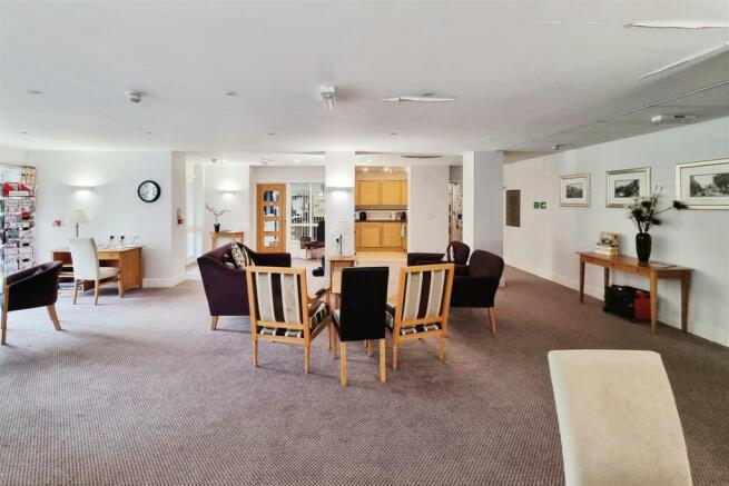 flat60martellocourt3-15jevingtongardenseastbourneb