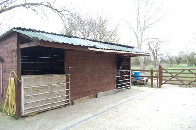 STABLES