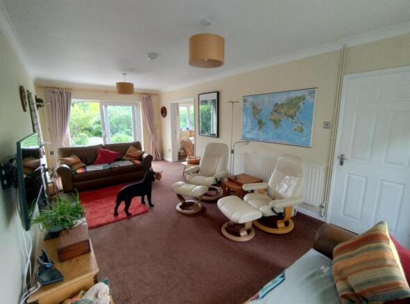 SITTING ROOM