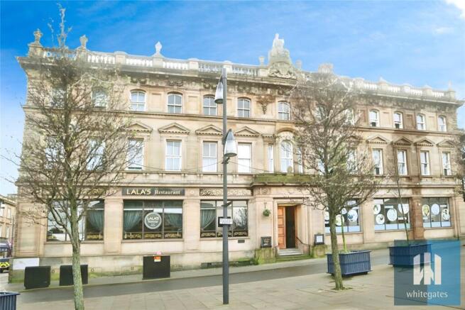 2 bed Apartment to rent Image 9