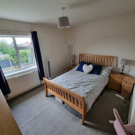 Bed 2.jpg