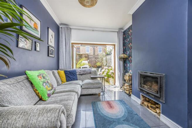 4 Bramshott Road, Southsea-PorticoMarketing-SarahO