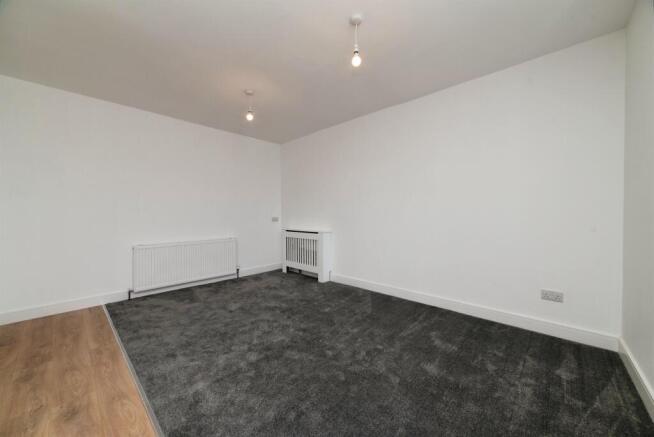 2 bed Semi-Detached Bungalow for sale Image 9