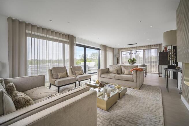 Lounge overlooking balcony