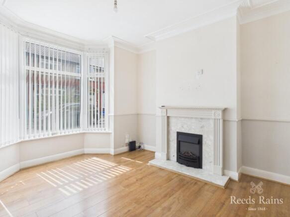 2 bed Terraced to rent Image 4