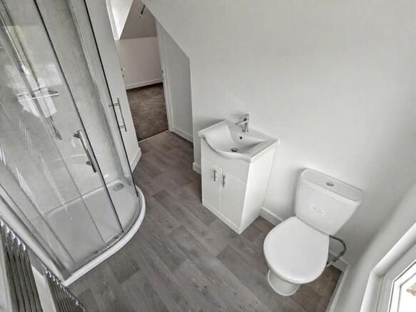 En-Suite 2