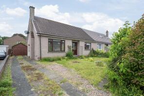 2, Muirfield Grove, Kinross KY13 8AX