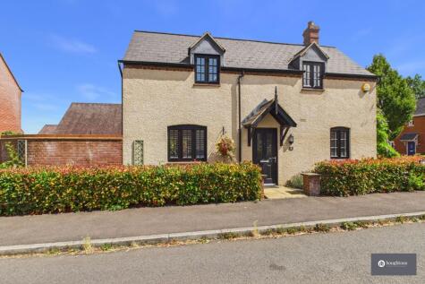 Jutland Drive, Brackley, NN13