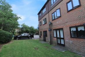 59, Shepherds Walk, London NW2 7BS