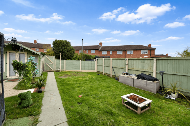 3 bed Terraced for sale Image 8
