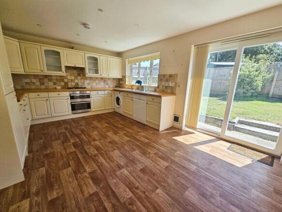 Kitchen/Dining