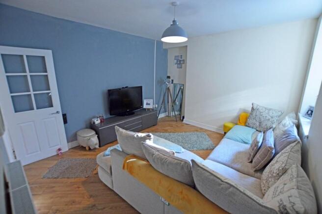 Photo 6