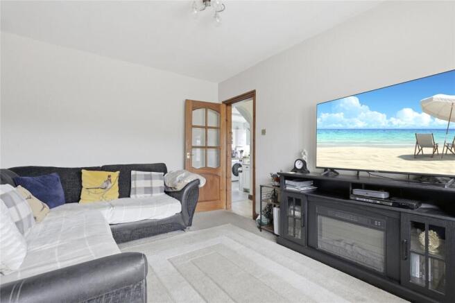 3 bed Semi-Detached for sale Image 9
