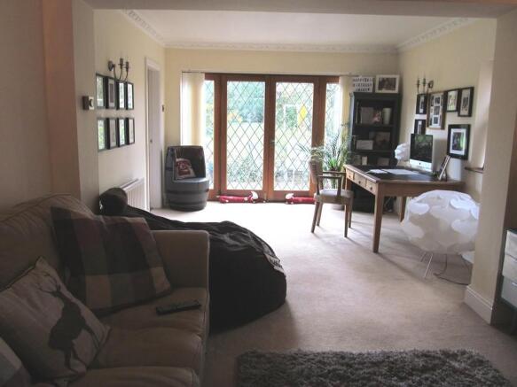 Photo 3