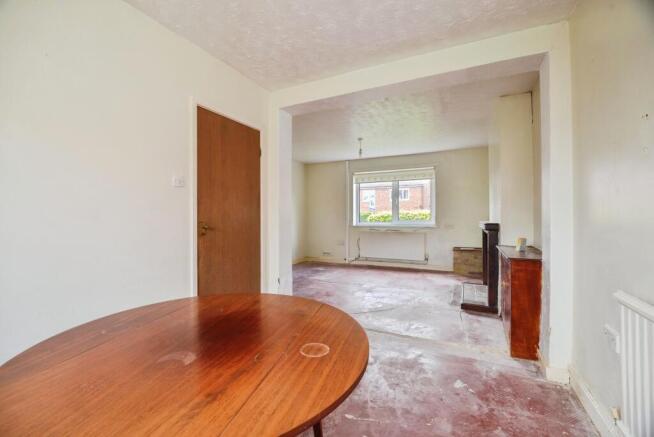 3 bed Semi-Detached for sale Image 6