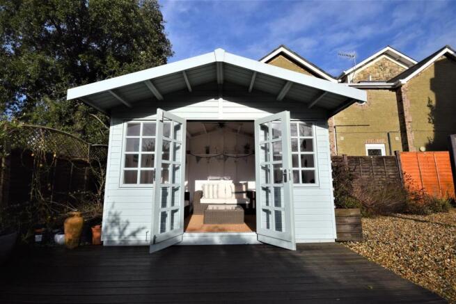SUMMERHOUSE.JPG