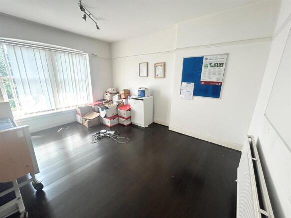 office 8.jpg
