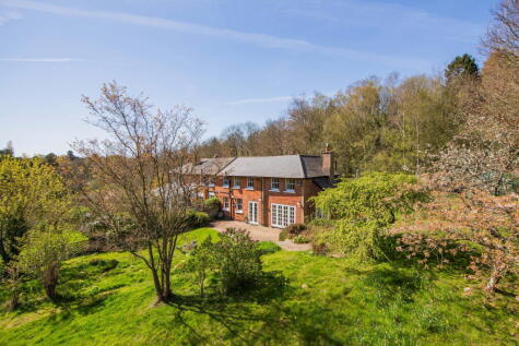 Halls Hole Road, Tunbridge Wells