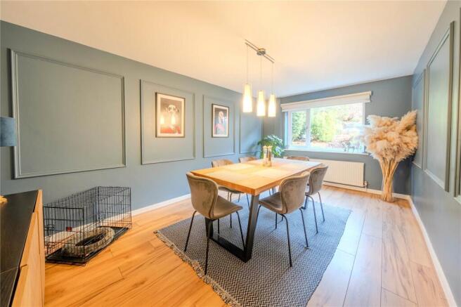 4 bed Detached for sale Image 4
