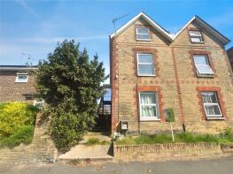 27a, Clarence Road, East Cowes PO32 6ES