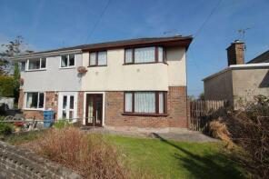 54, Maes Llwyn, Amlwch LL68 9BG