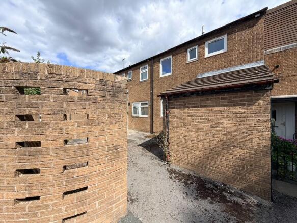 3 bed End of Terrace to rent Image 11